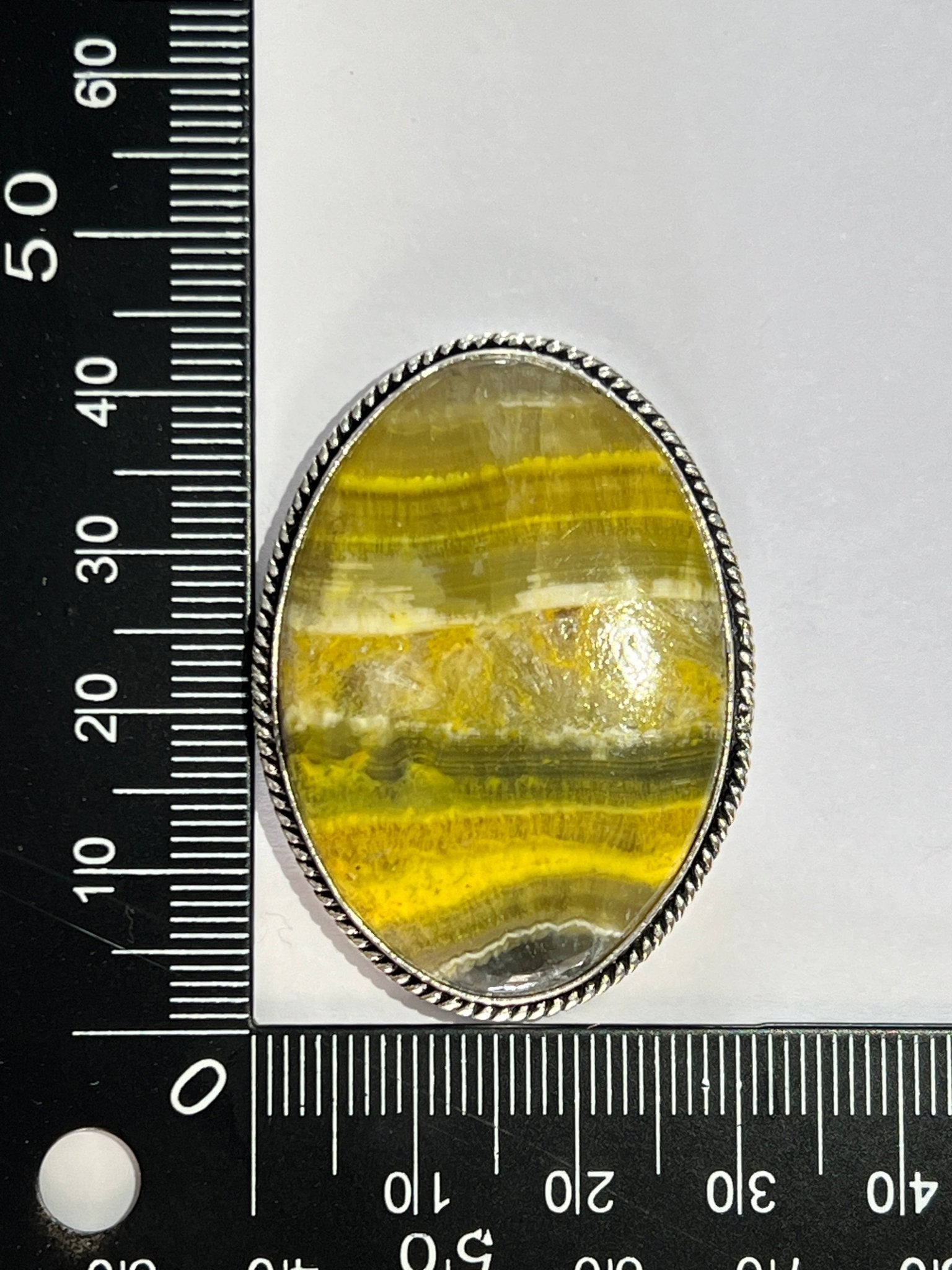 Bumble Bee sertie argenté n°A4 (4,1cm x 3,1cm) - Solyluna Macramé