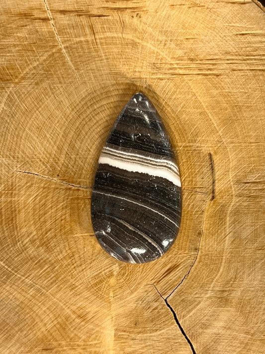Calcite Zèbre n°3 (3,7cm x 2cm) - Solyluna Macramé