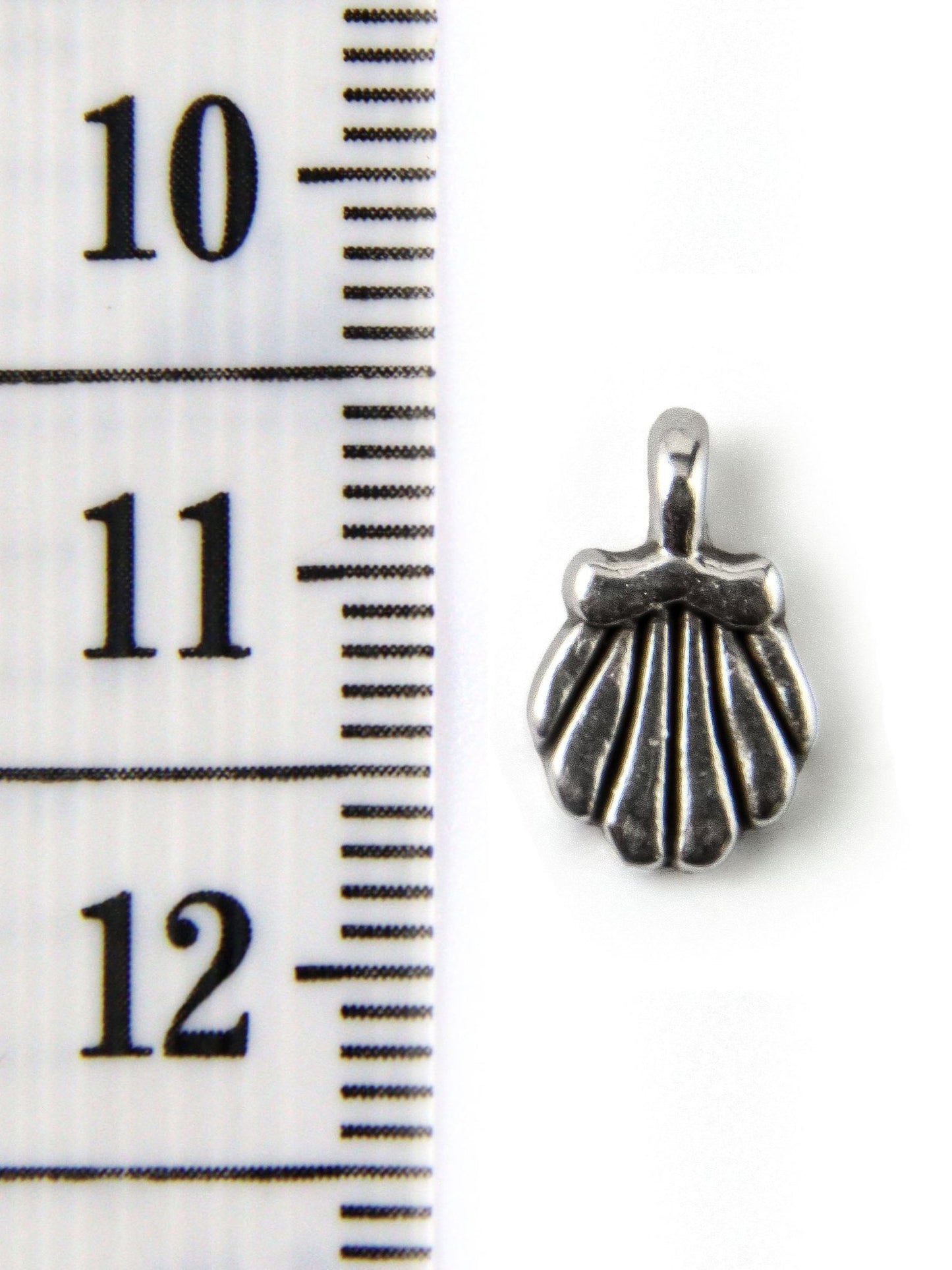 Charm coquillage zamak 7 mm - Solyluna Macramé