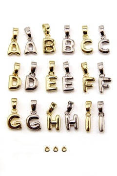 Charm lettres A-Z laiton 10 mm