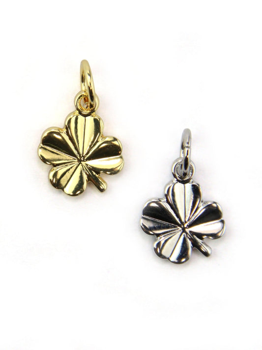 Charm trèfle laiton 11 mm - Solyluna Macramé