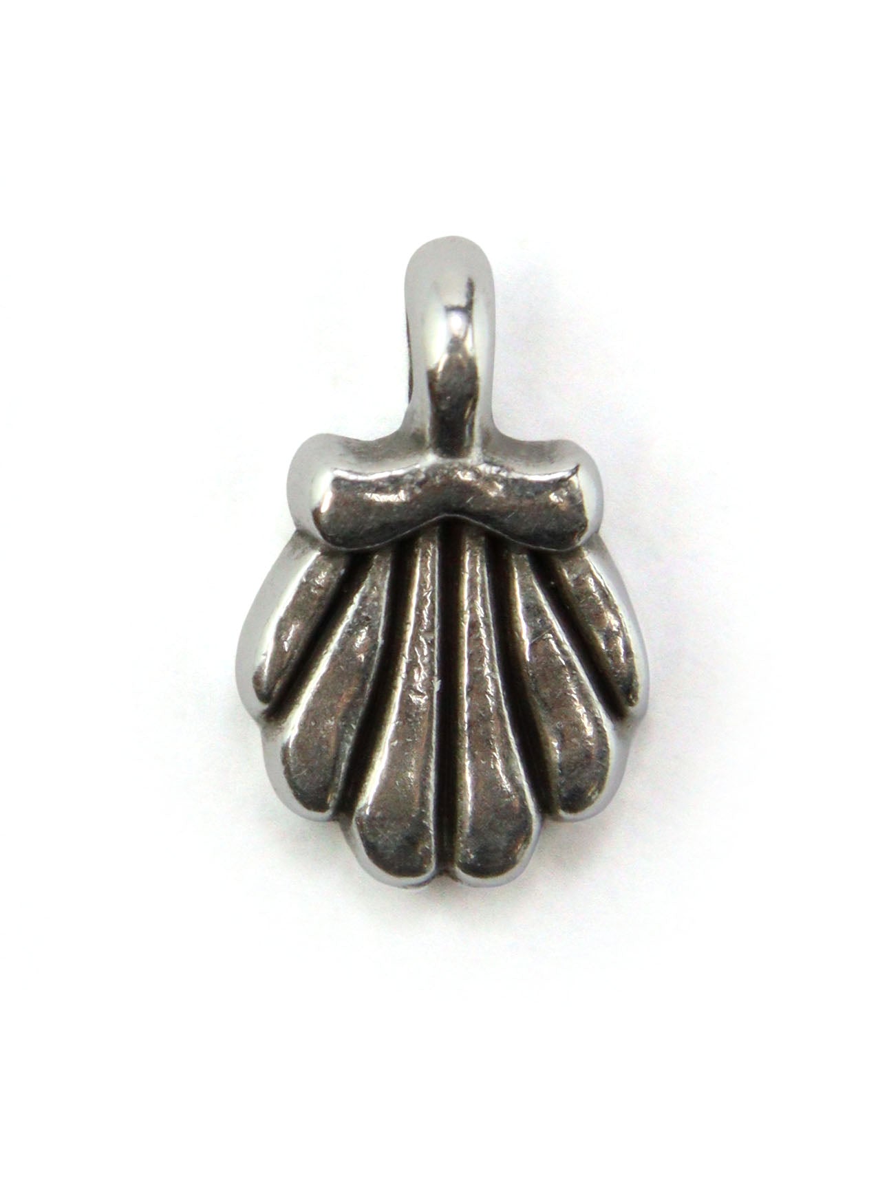 Charm coquillage zamak 7 mm