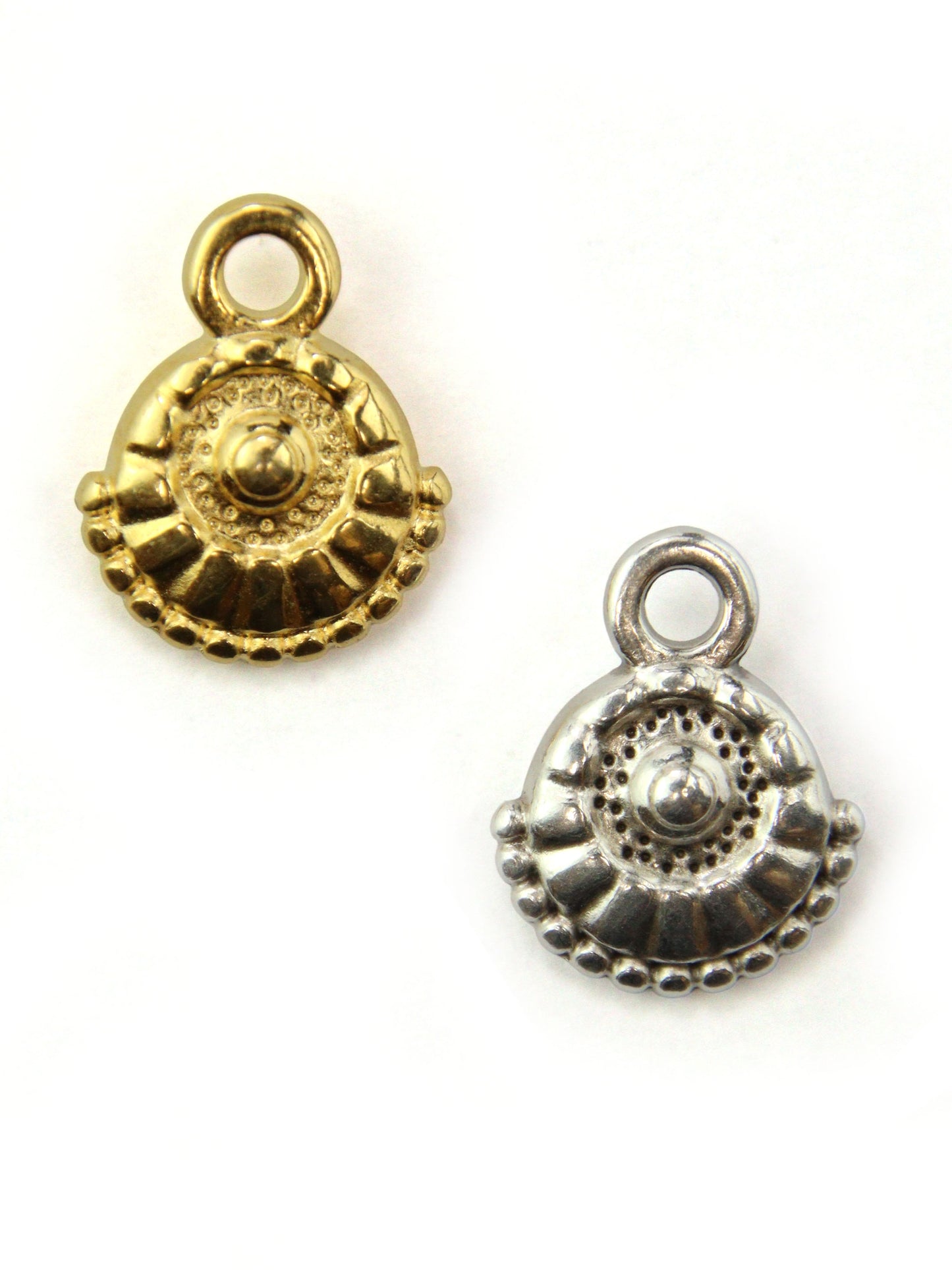 Pendentif coquillage bohème zamak 13 mm