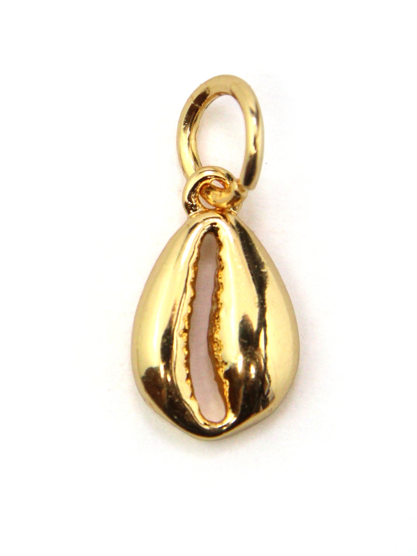 Charm coquillage cauri laiton 10 mm