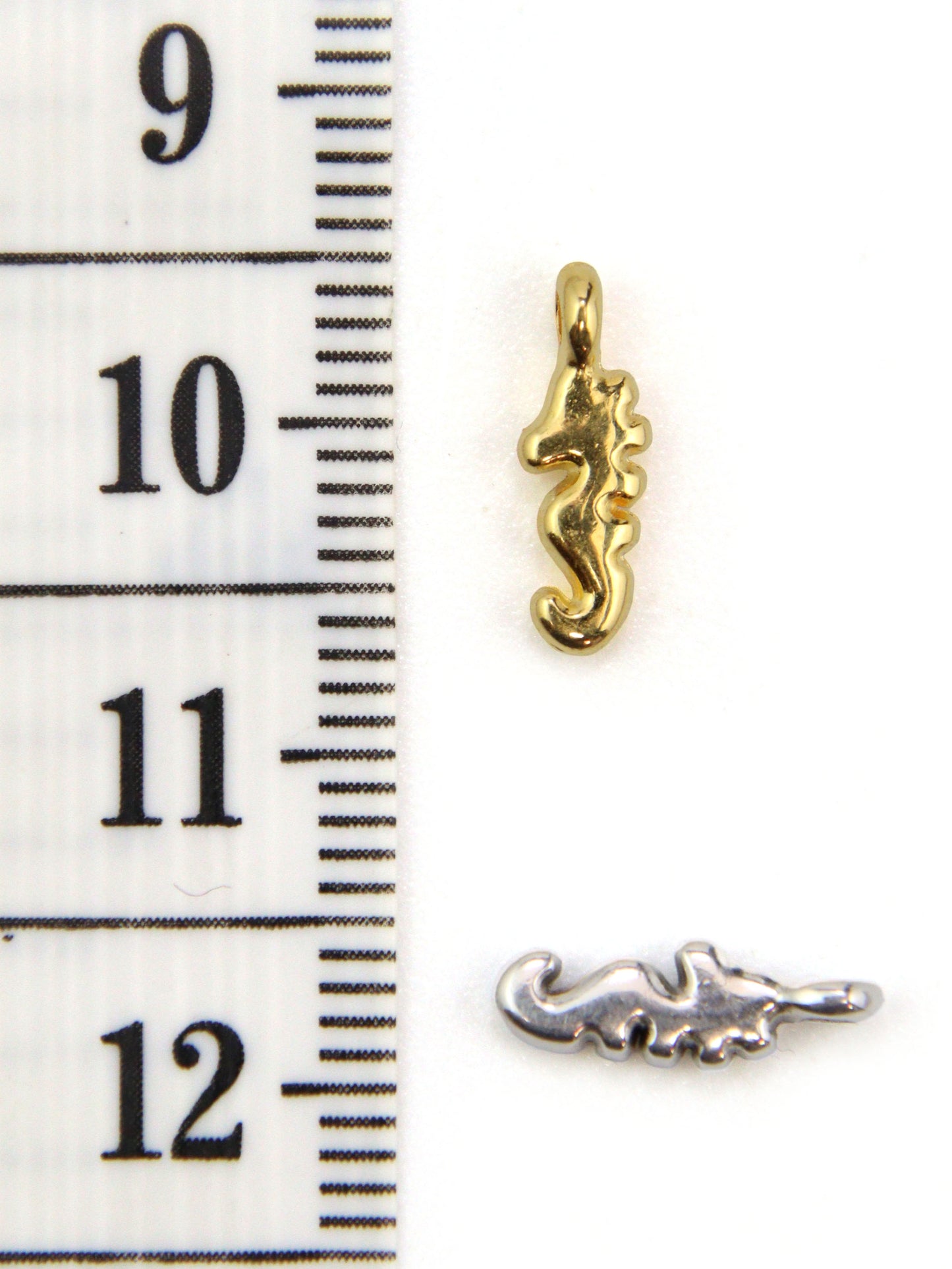 Charm hippocampe zamak 9 mm