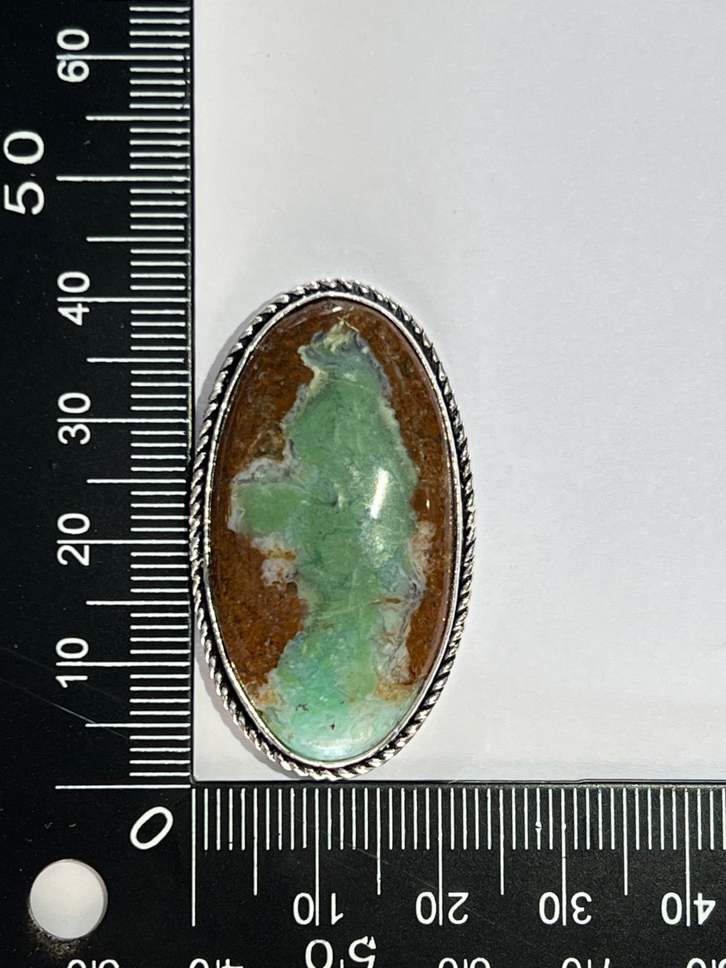 Chrysoprase sertie argenté n°A2 (4,1cm x 2,3cm) - Solyluna Macramé