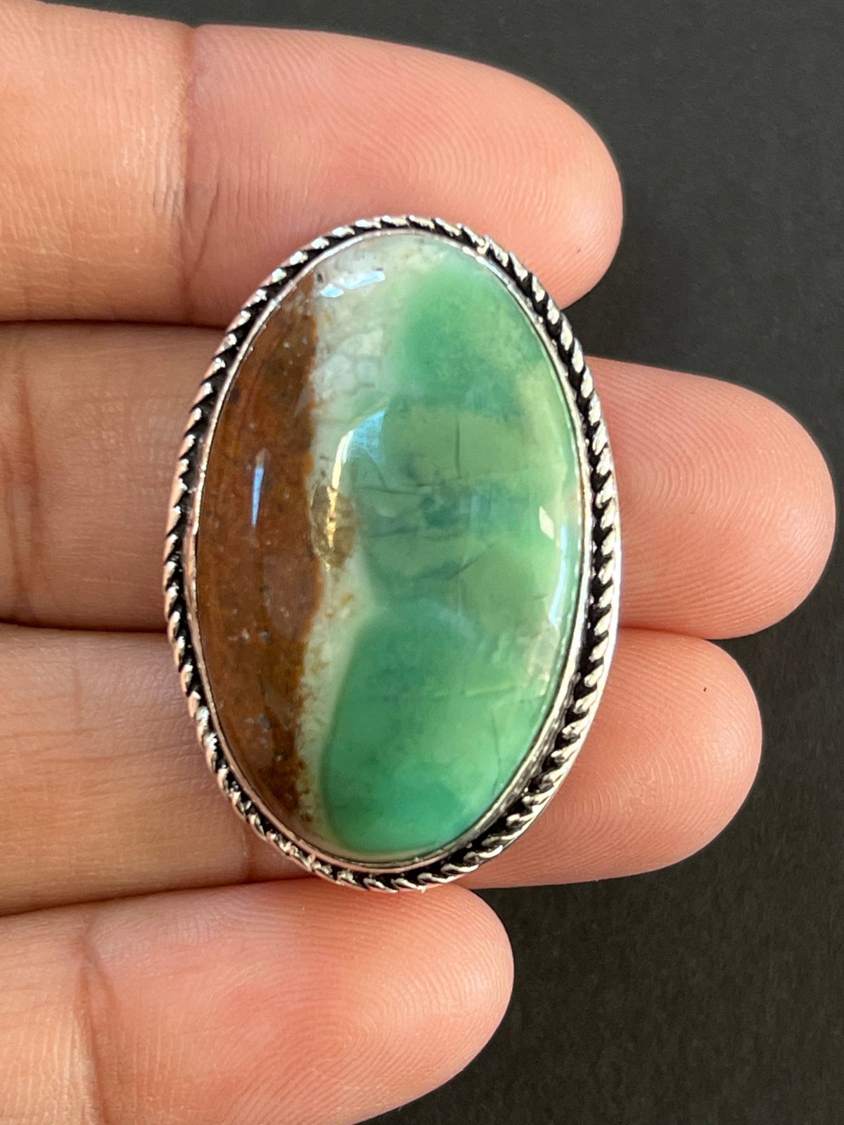 Chrysoprase sertie argenté n°A3 (3,4cm x 2,3cm) - Solyluna Macramé