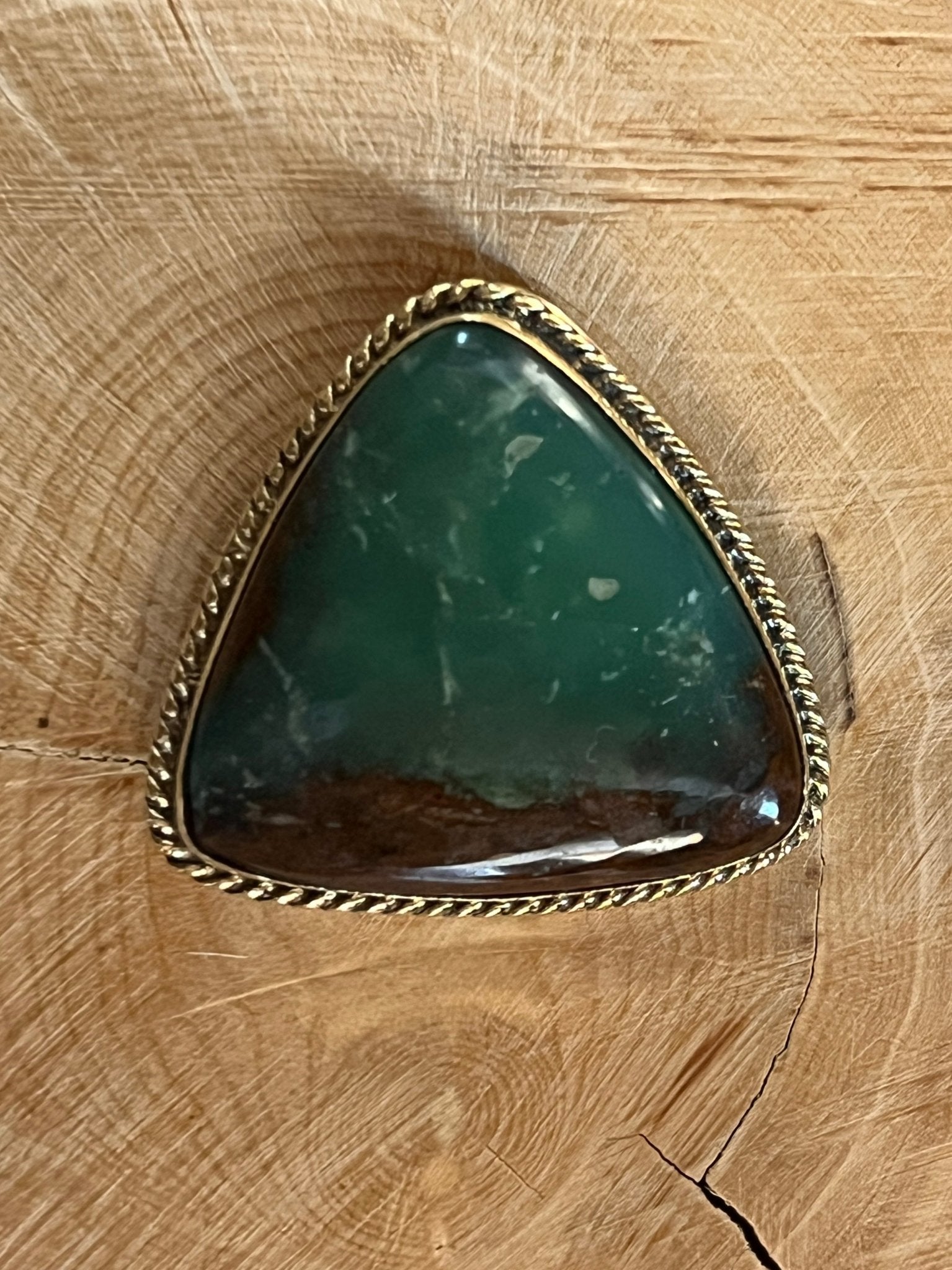 Chrysoprase sertie doré n°D1 (2,6cm x 2,5cm) - Solyluna Macramé