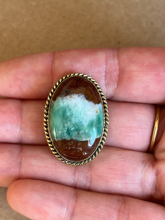 Chrysoprase sertie doré n°D1 (2,8cm x 2cm) - Solyluna Macramé