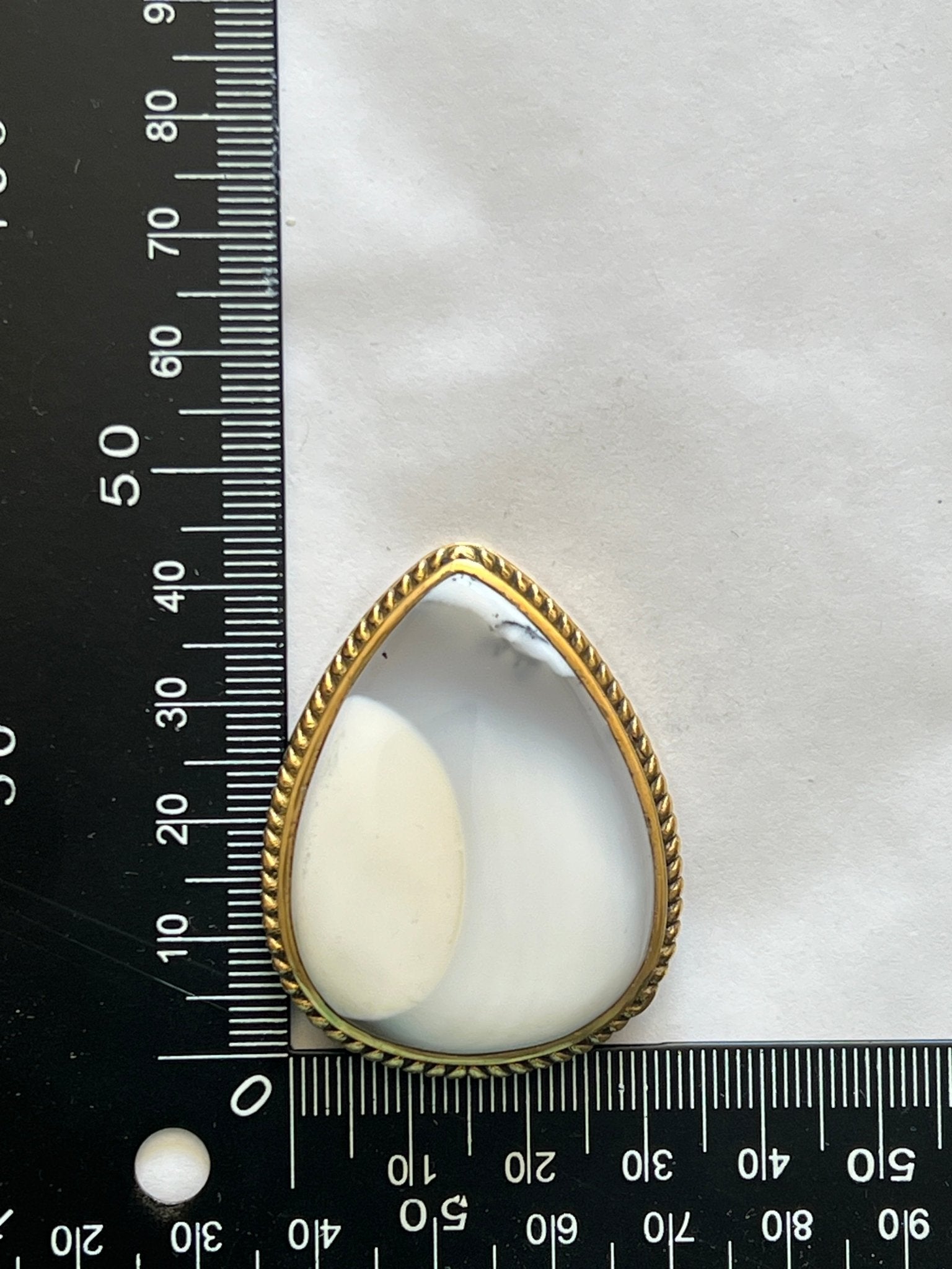 Dendrite sertie doré n°D3 (4,6cm x 3,6cm) - Solyluna Macramé