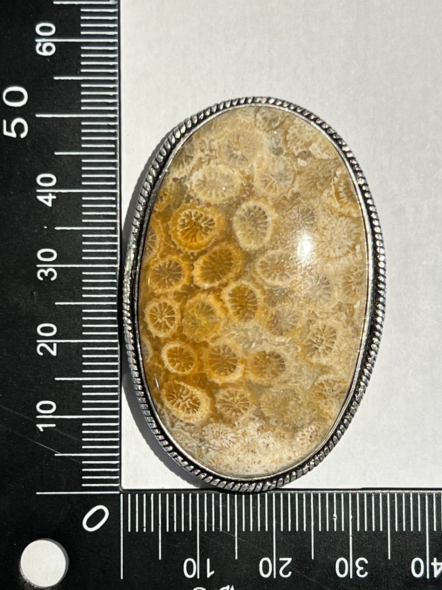 Fossile Corail sertie argenté n°A2 (5,2cm x 3,3cm) - Solyluna Macramé