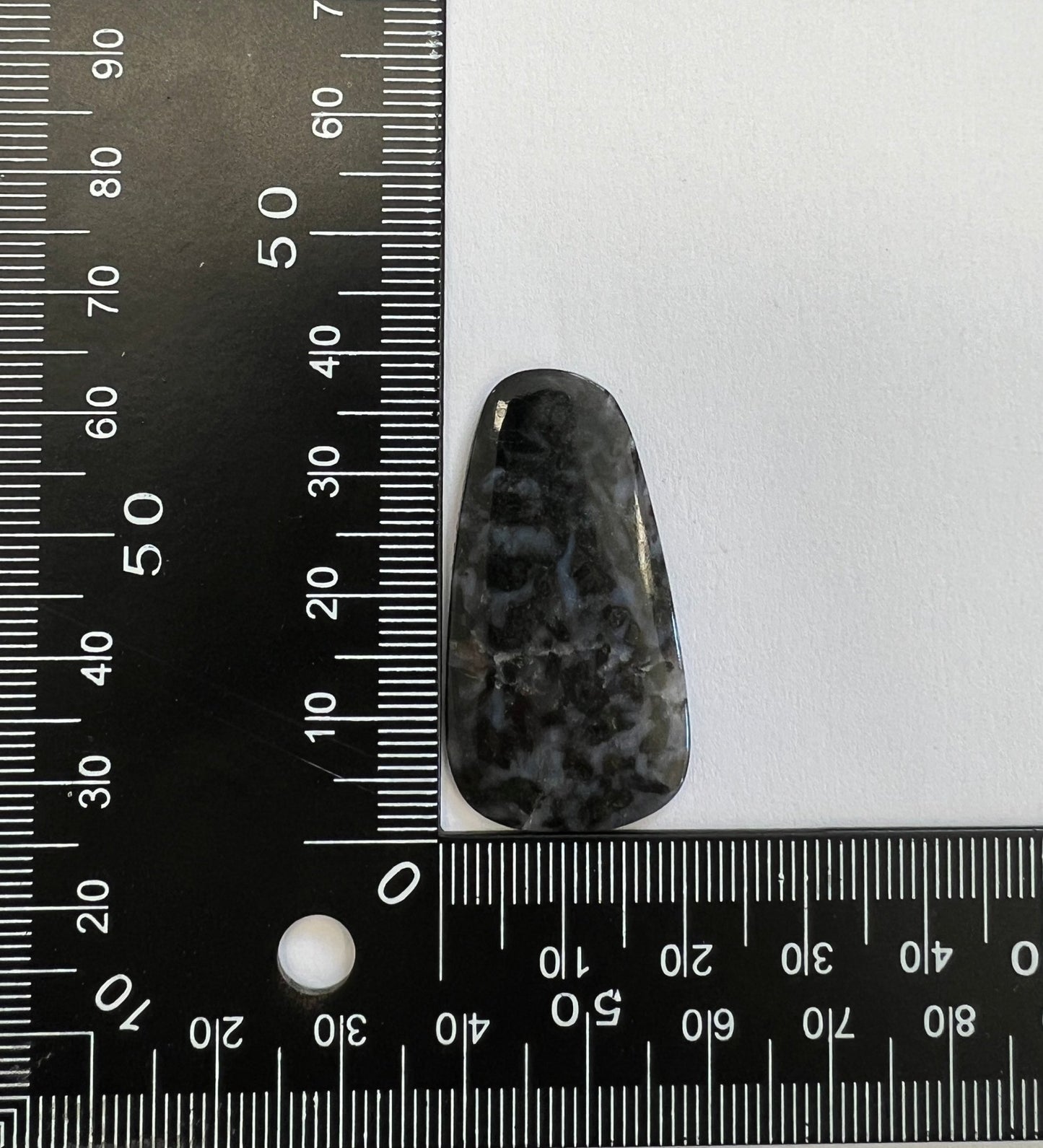 Gabbro n°5 (3,8cm x 2cm) - Solyluna Macramé