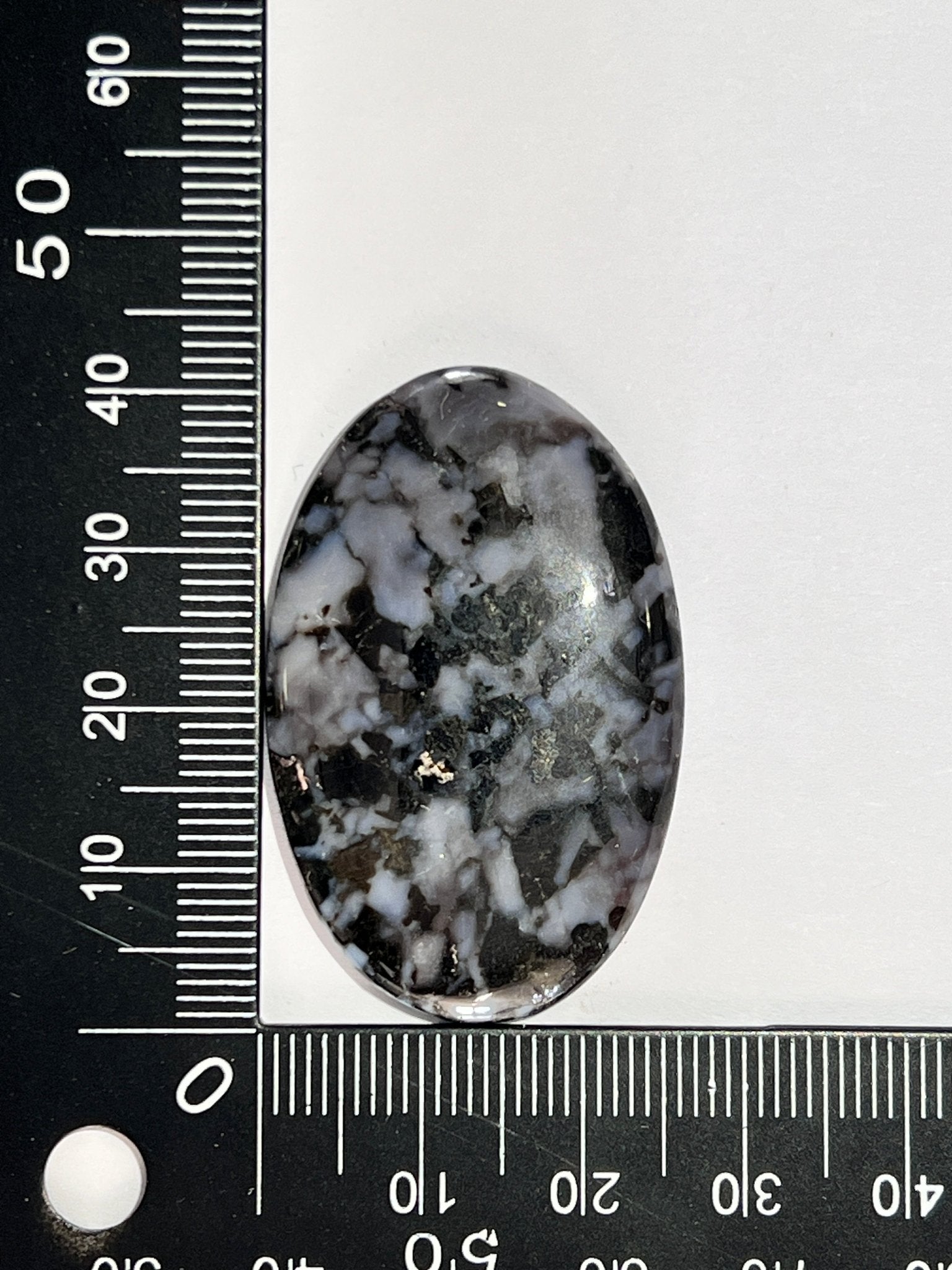 Gabbro n°1 (4,1cm x 2,6cm) - Solyluna Macramé