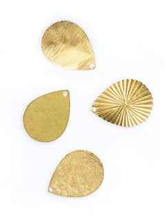 Gouttes plates en laiton