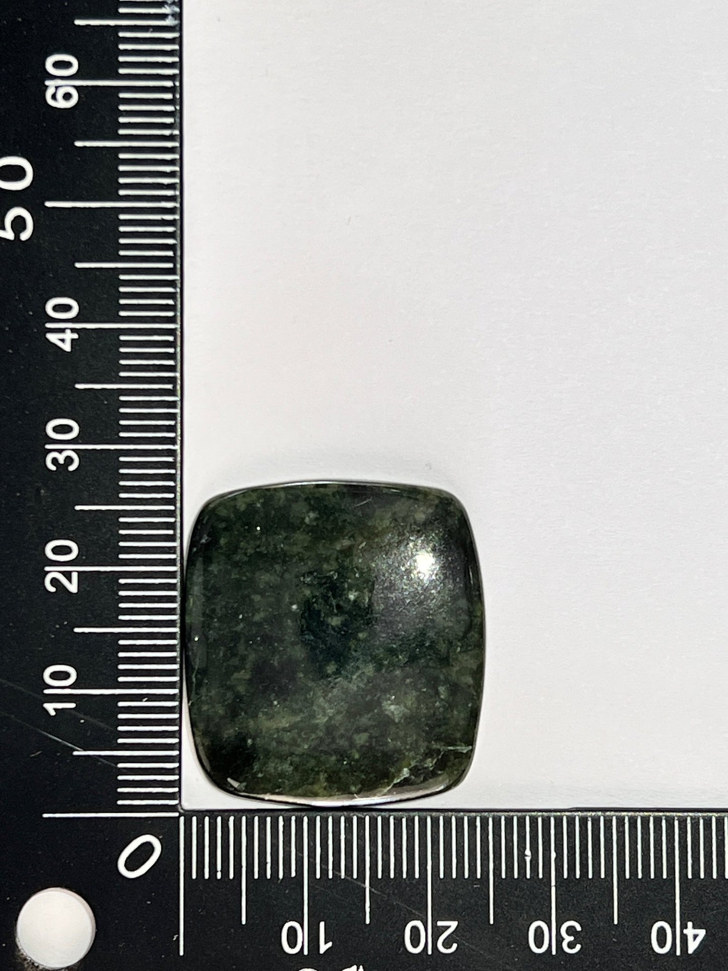 Jade Vert n°1 (2,7cm x 2,6cm) - Solyluna Macramé