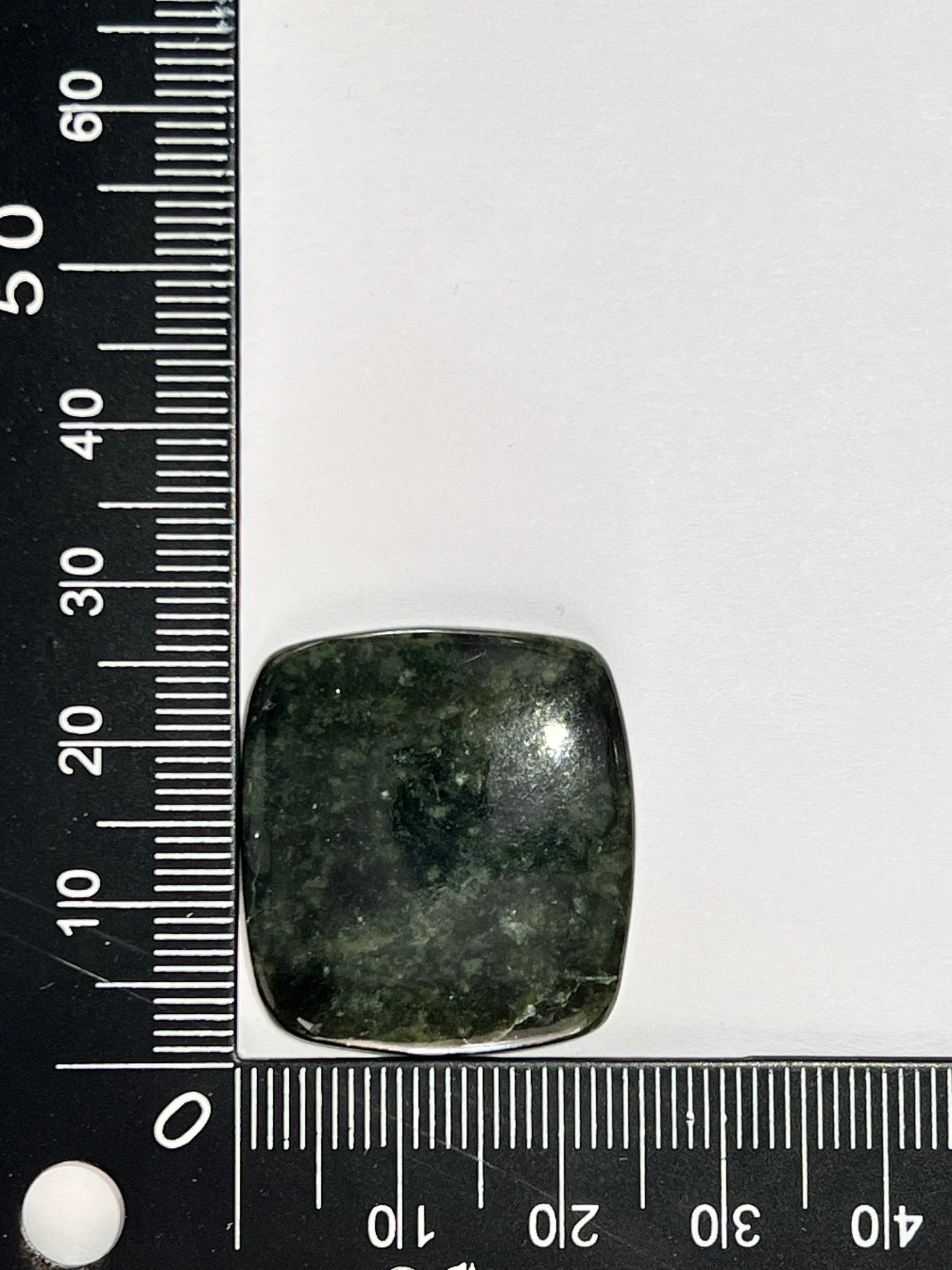 Jade Vert n°1 (2,7cm x 2,6cm) - Solyluna Macramé