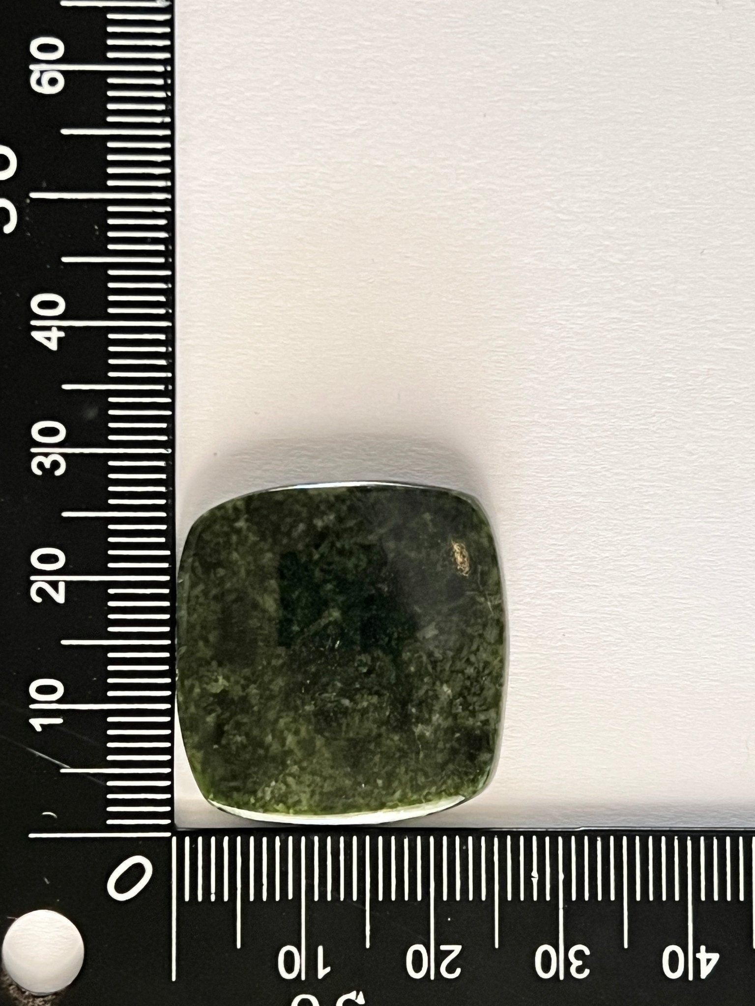 Jade Vert n°3 (2,7cm x 2,6cm) - Solyluna Macramé