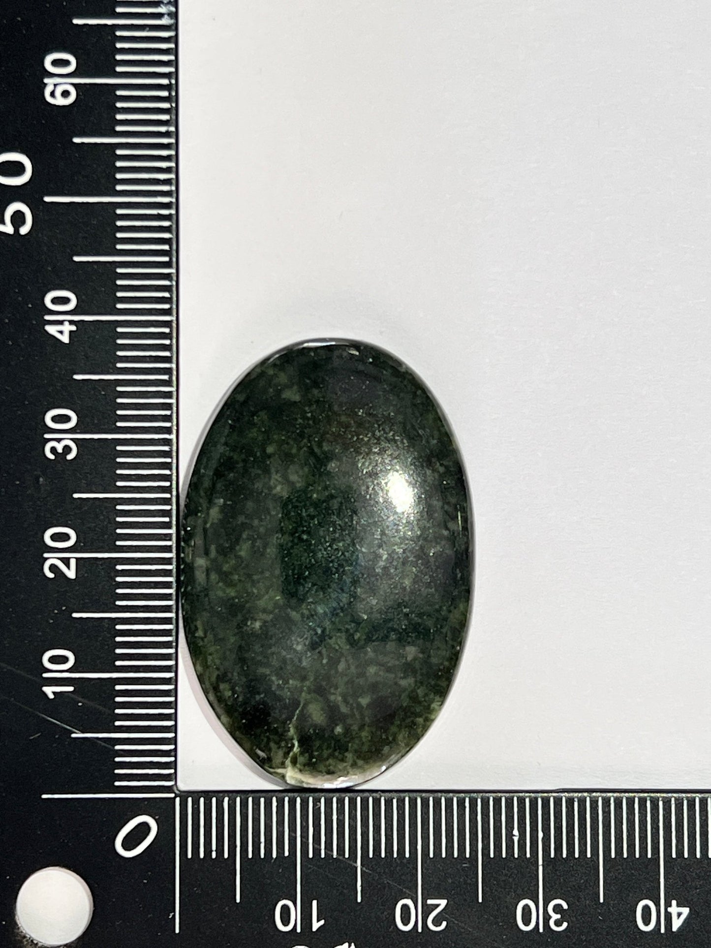 Jade Vert n°4 (3,8cm x 2,5cm) - Solyluna Macramé