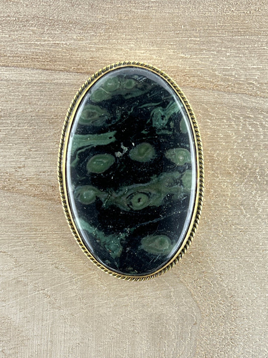 Jaspe sertie doré n°D2 (4,9cm x 3,3cm) - Solyluna Macramé