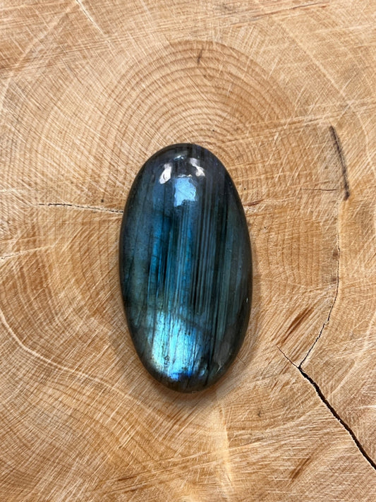 Labradorite Bleue n°3 (3,4cm x 1,8cm) - Solyluna Macramé