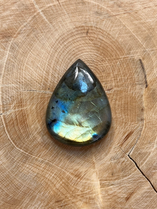 Labradorite n°1 (3cm x 2,2cm) - Solyluna Macramé