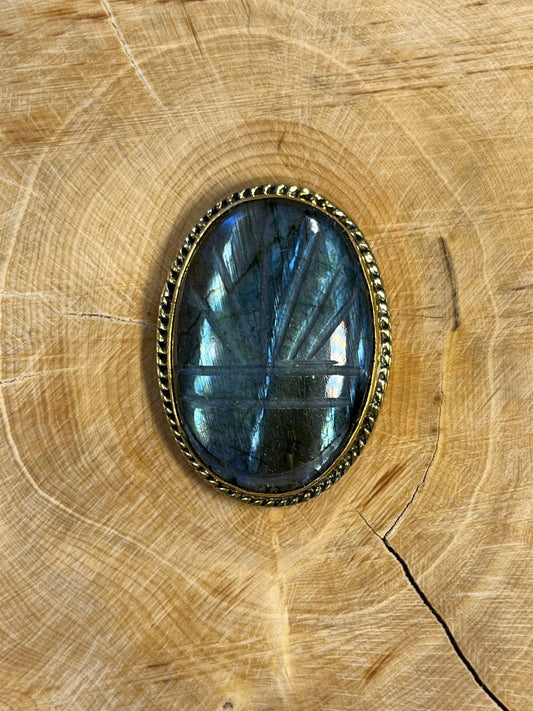 Labradorite sertie doré n°D2 (3,5cm x2,5cm) - Solyluna Macramé
