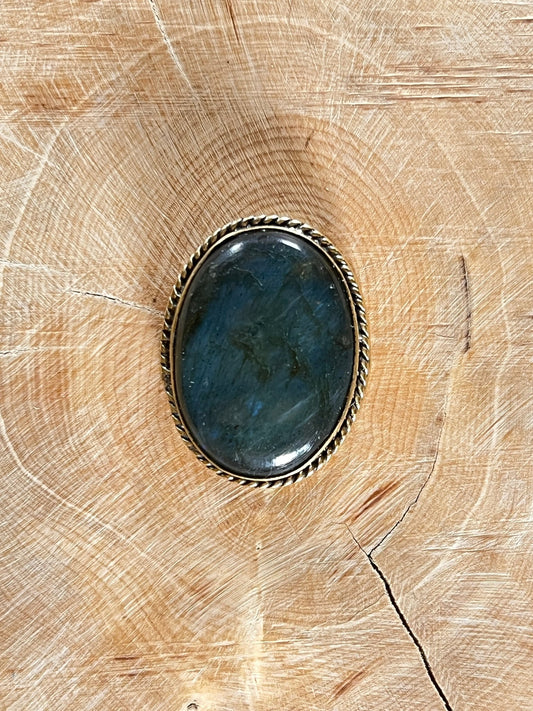 Labradorite sertie doré n°D4 (2,9cm x 2,3cm) - Solyluna Macramé