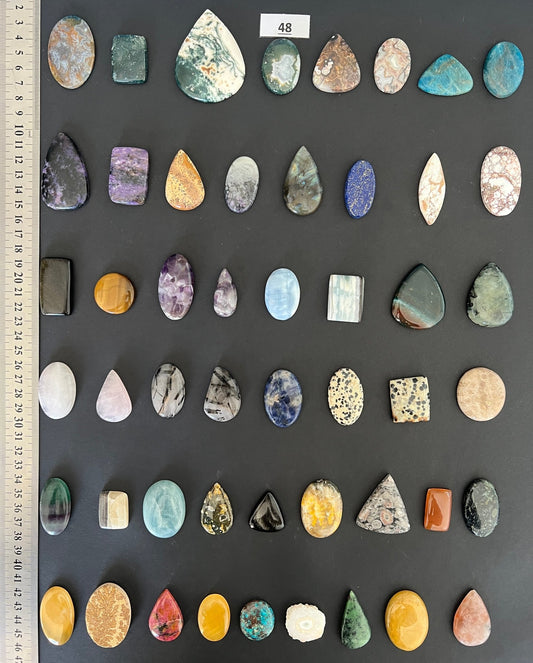 Lot de 50 pierres N° 48 - Solyluna Macramé