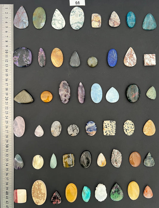 Lot de 50 pierres N° 64 - Solyluna Macramé