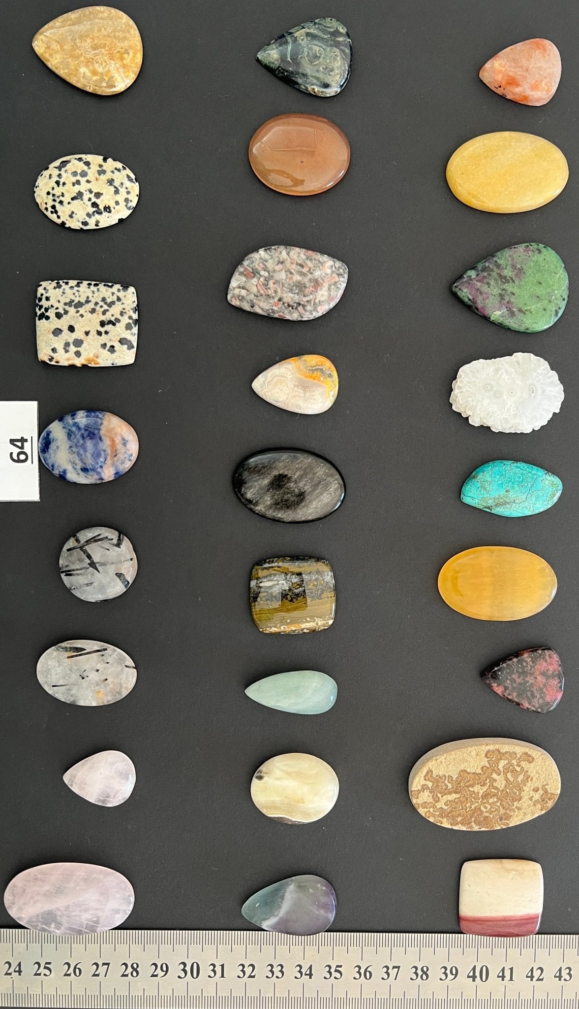 Lot de 50 pierres N° 64 - Solyluna Macramé