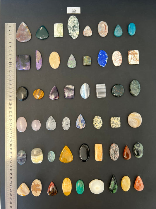 Lot de 50 pierres N°30 - Solyluna Macramé