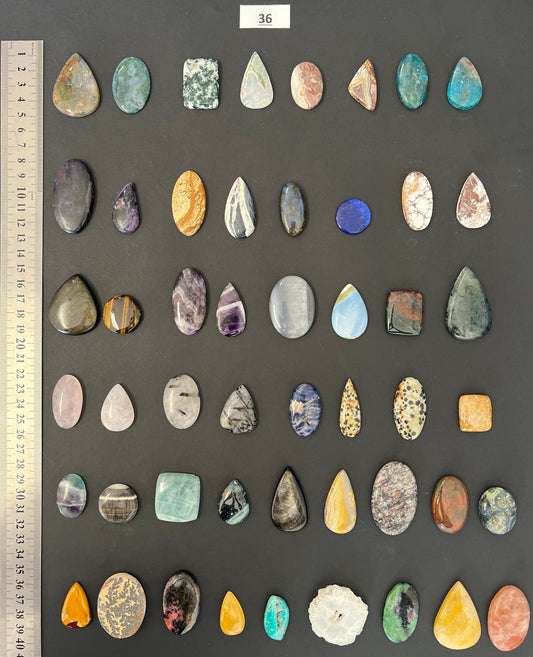 Lot de 50 pierres N°36 - Solyluna Macramé