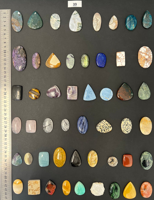 Lot de 50 pierres N°39 - Solyluna Macramé