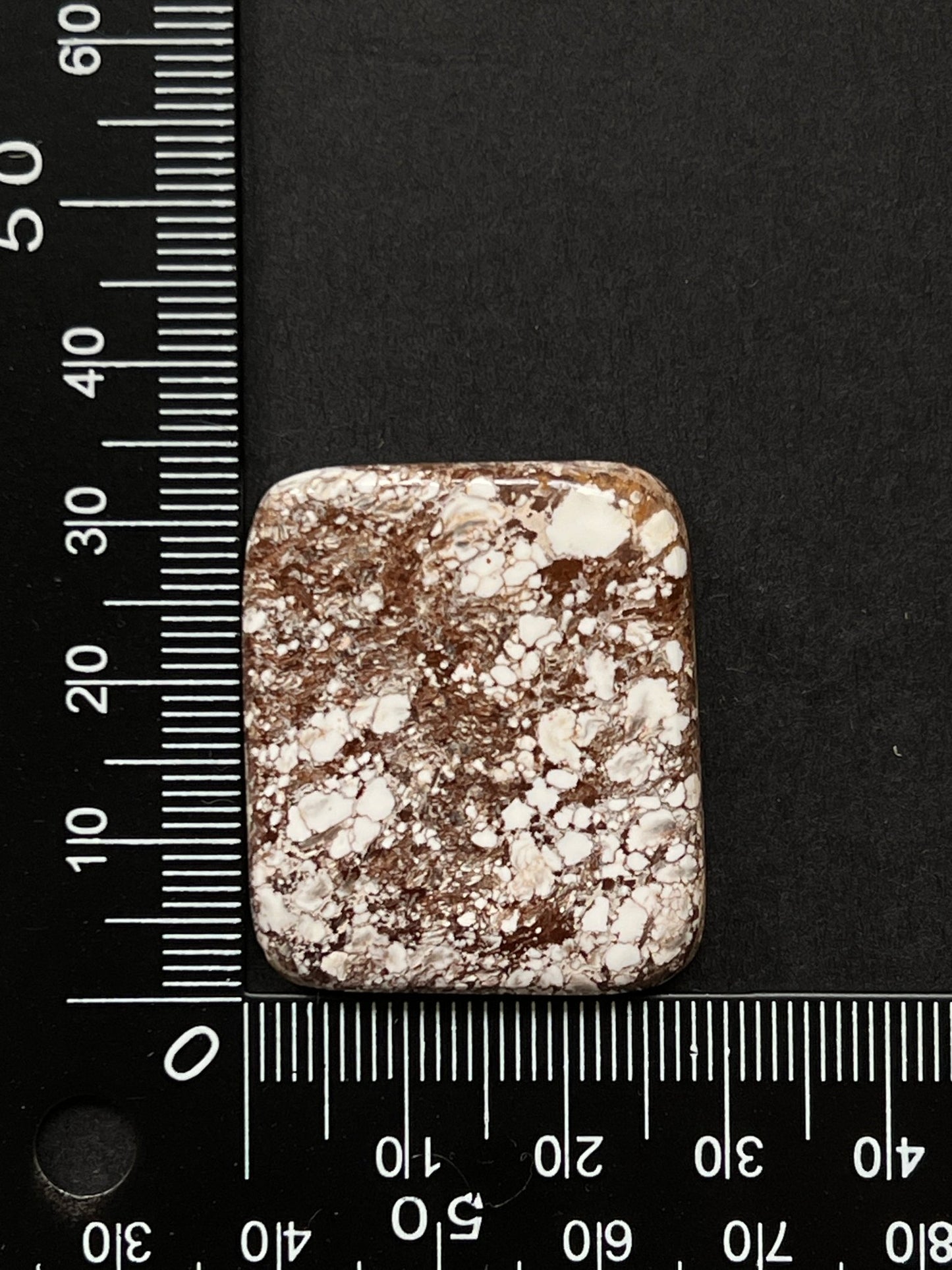 Magnésite De Cheval Sauvage n°4 (3,4cm x 2,8cm) - Solyluna Macramé