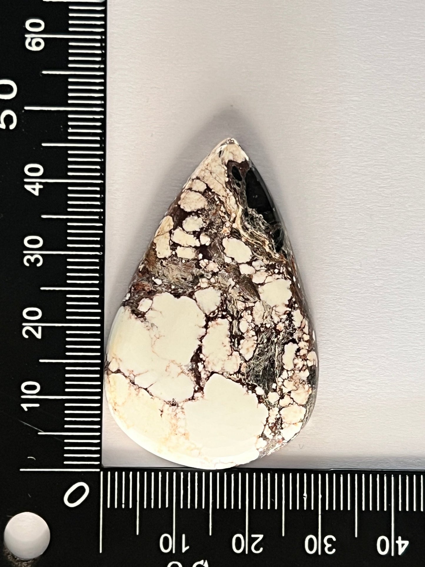 Magnésite De Cheval Sauvage n°4 (4,6cm x 3cm) - Solyluna Macramé