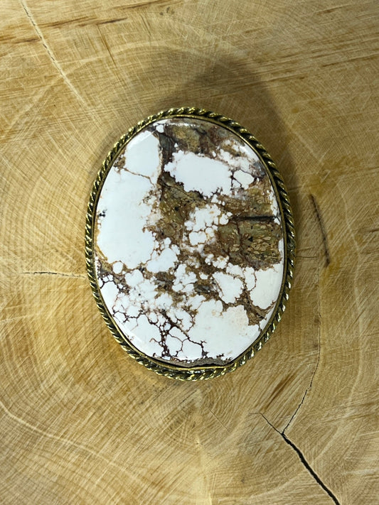 Magnésite de cheval sertie doré n°D3 (3,8cm x 2,8cm) - Solyluna Macramé