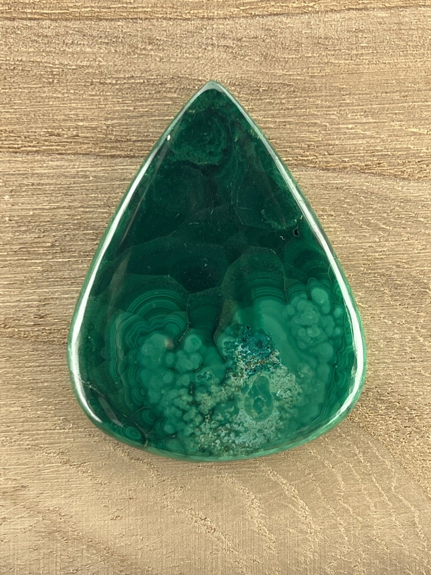 Malachite n°2 (5,3cm x 4cm) - Solyluna Macramé