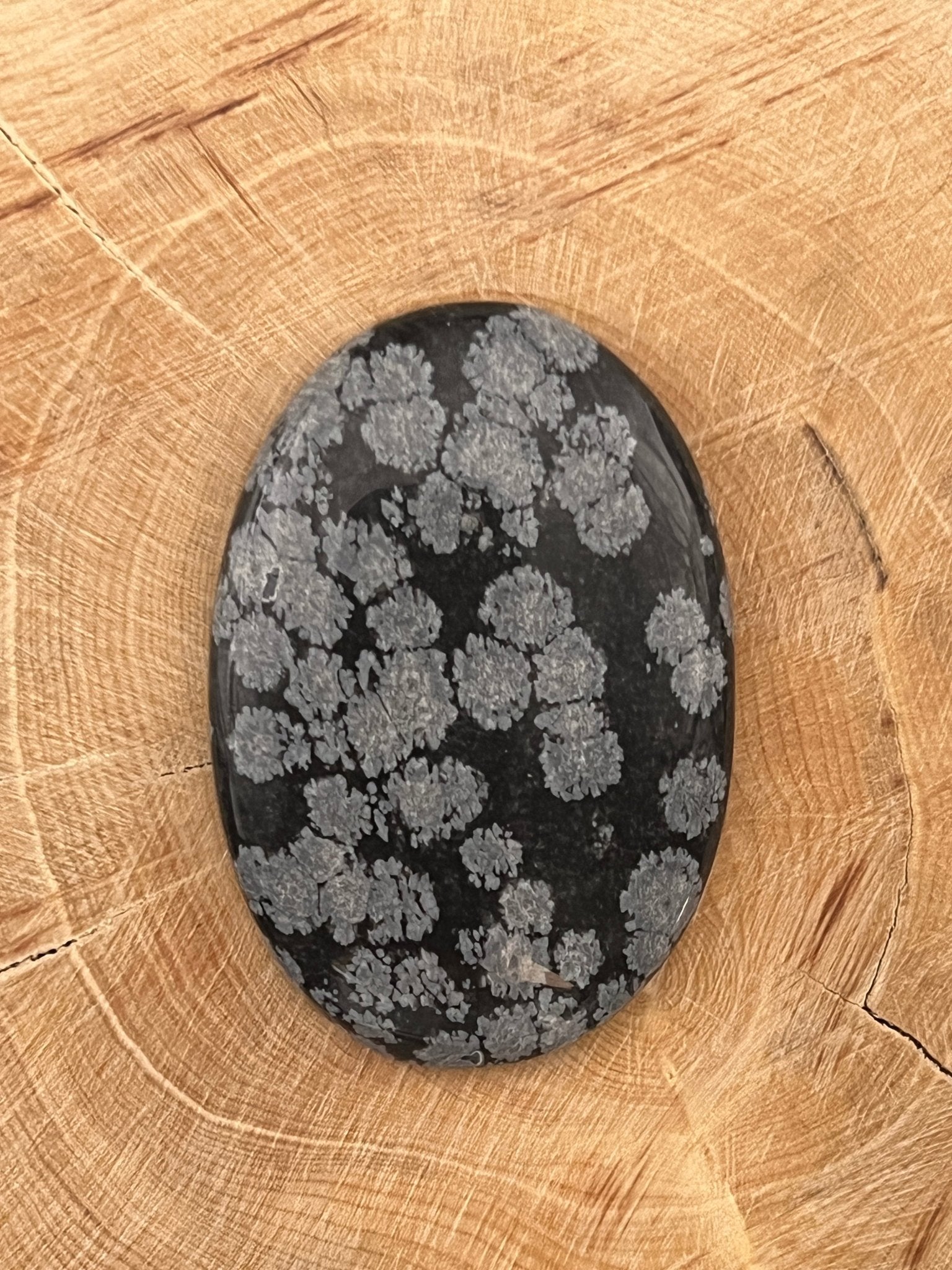 Obsidienne Flocon de Neige n°3 (4,3cm x 3cm) - Solyluna Macramé