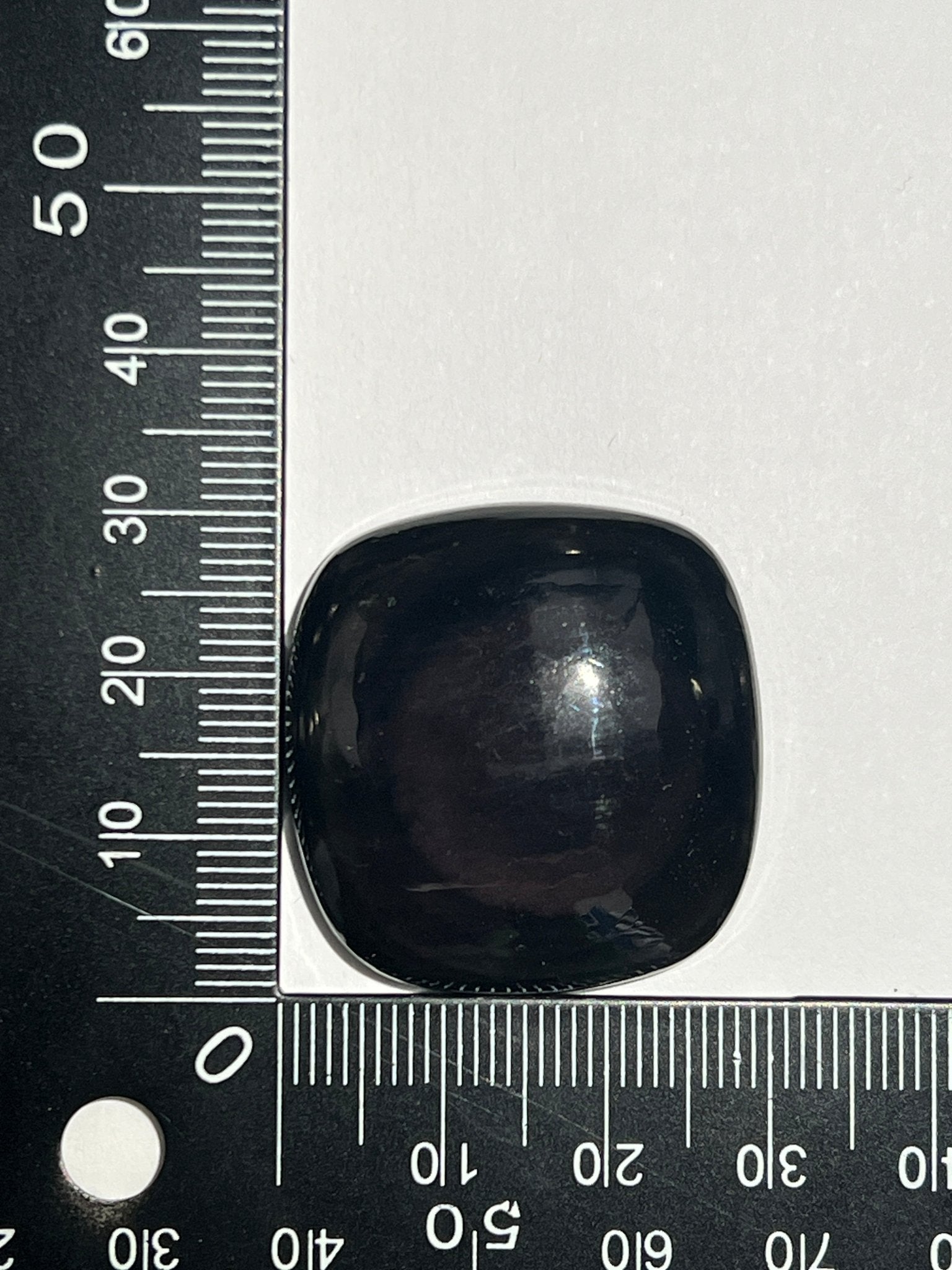 Obsidienne n°5 (2,9cm x 2,8cm) - Solyluna Macramé