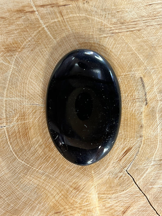 Obsidienne n°3 (4cm x 2,6cm) - Solyluna Macramé