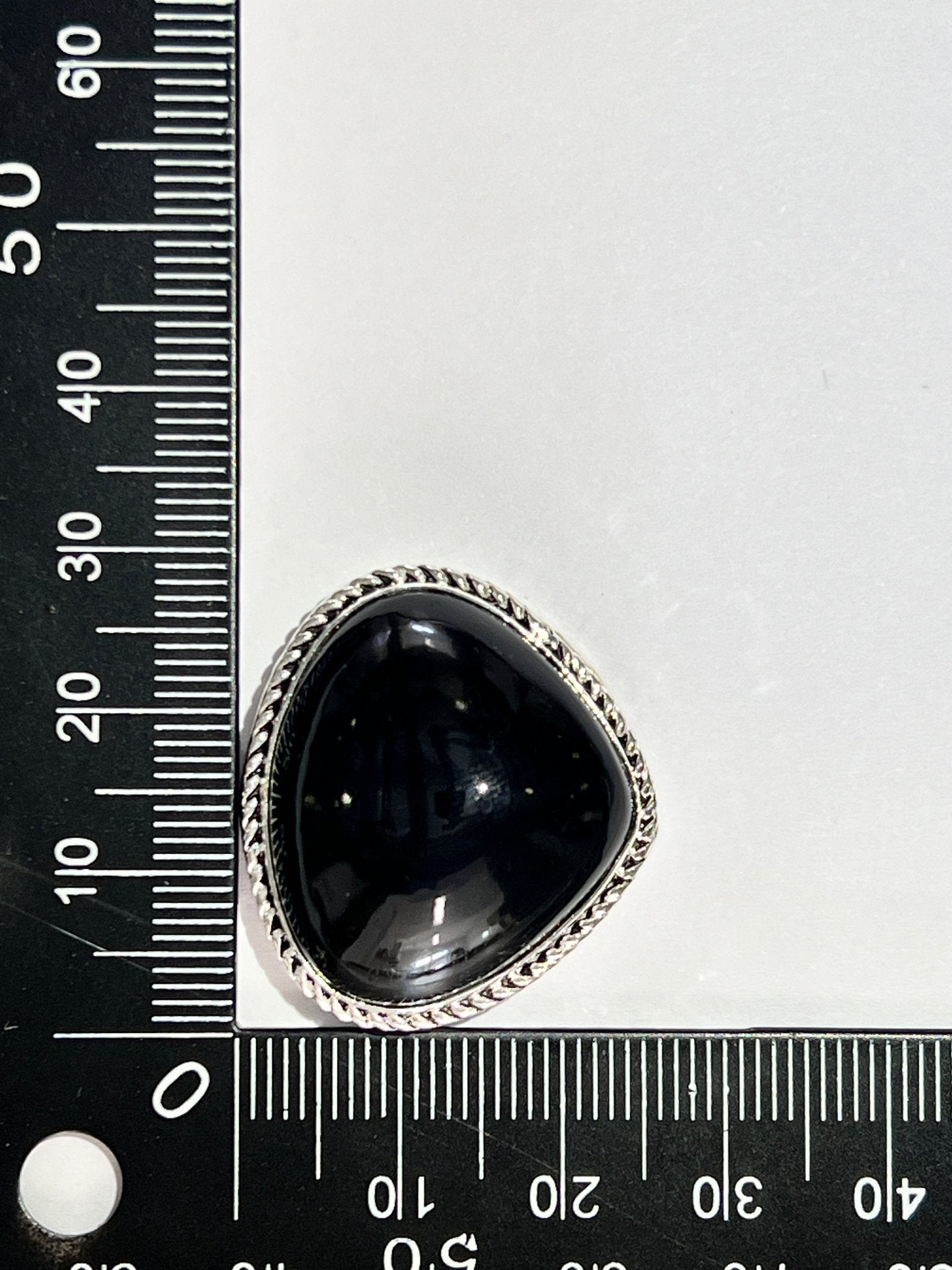 Obsidienne sertie argenté n°A2 (2,9cm x 2,6cm) - Solyluna Macramé