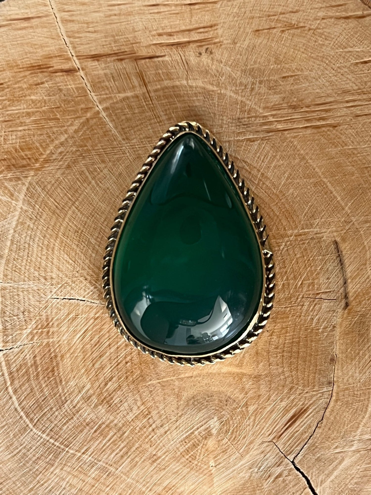 Onyx Verte sertie doré n°D1 (3,5cm x 2,5cm) - Solyluna Macramé