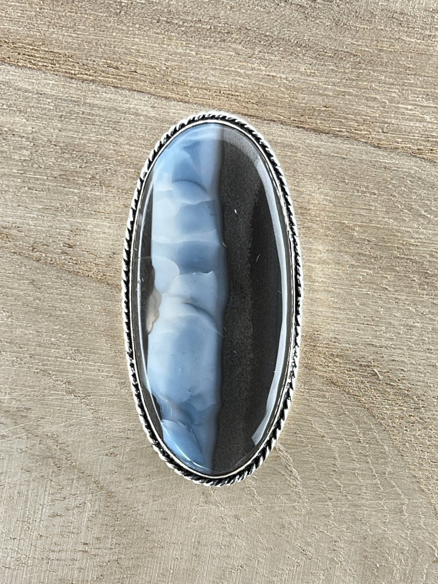 Opale Bleue sertie argenté n°A4 (5cm x 2,4cm) - Solyluna Macramé