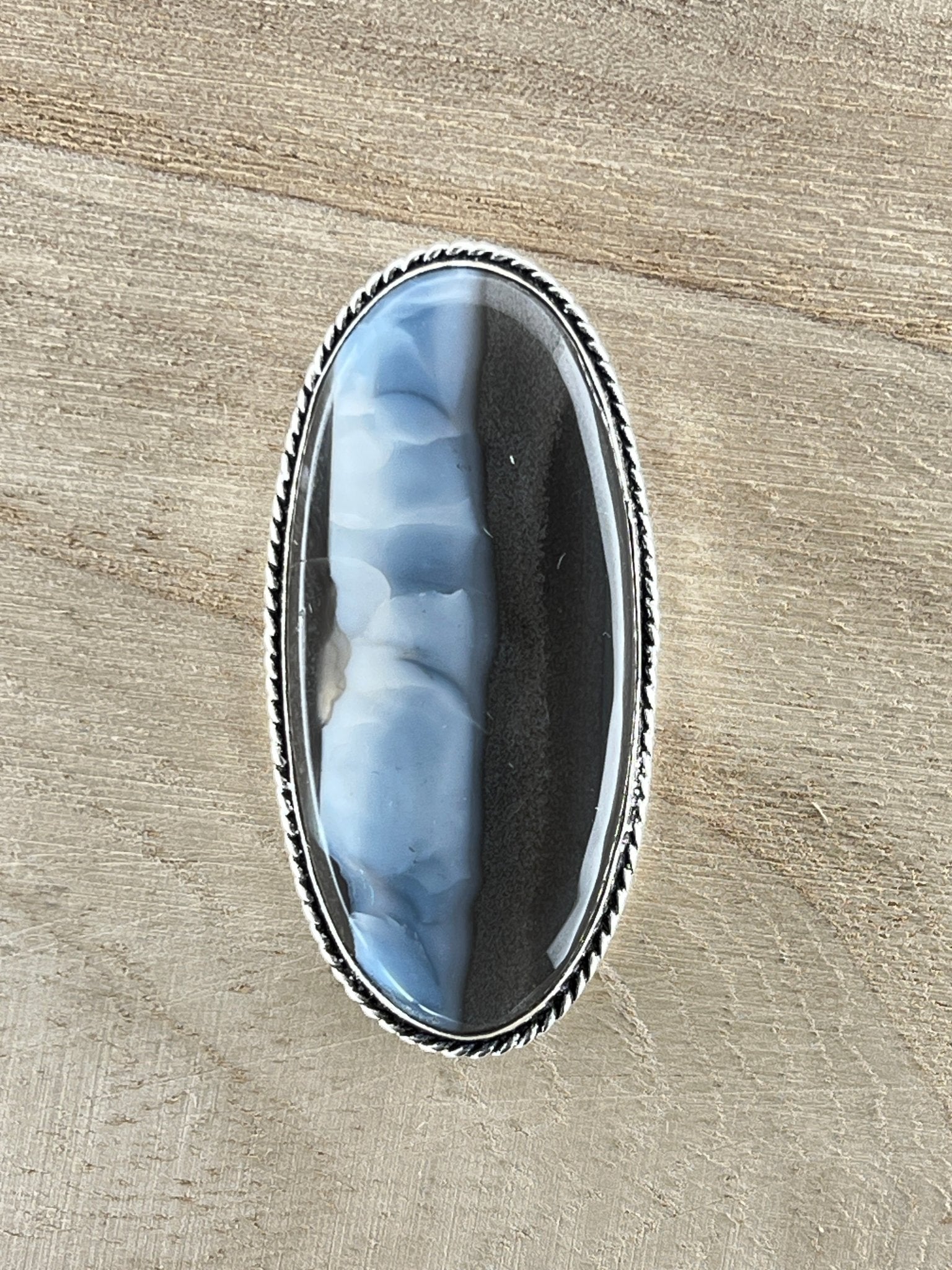 Opale Bleue sertie argenté n°A4 (5cm x 2,4cm) - Solyluna Macramé