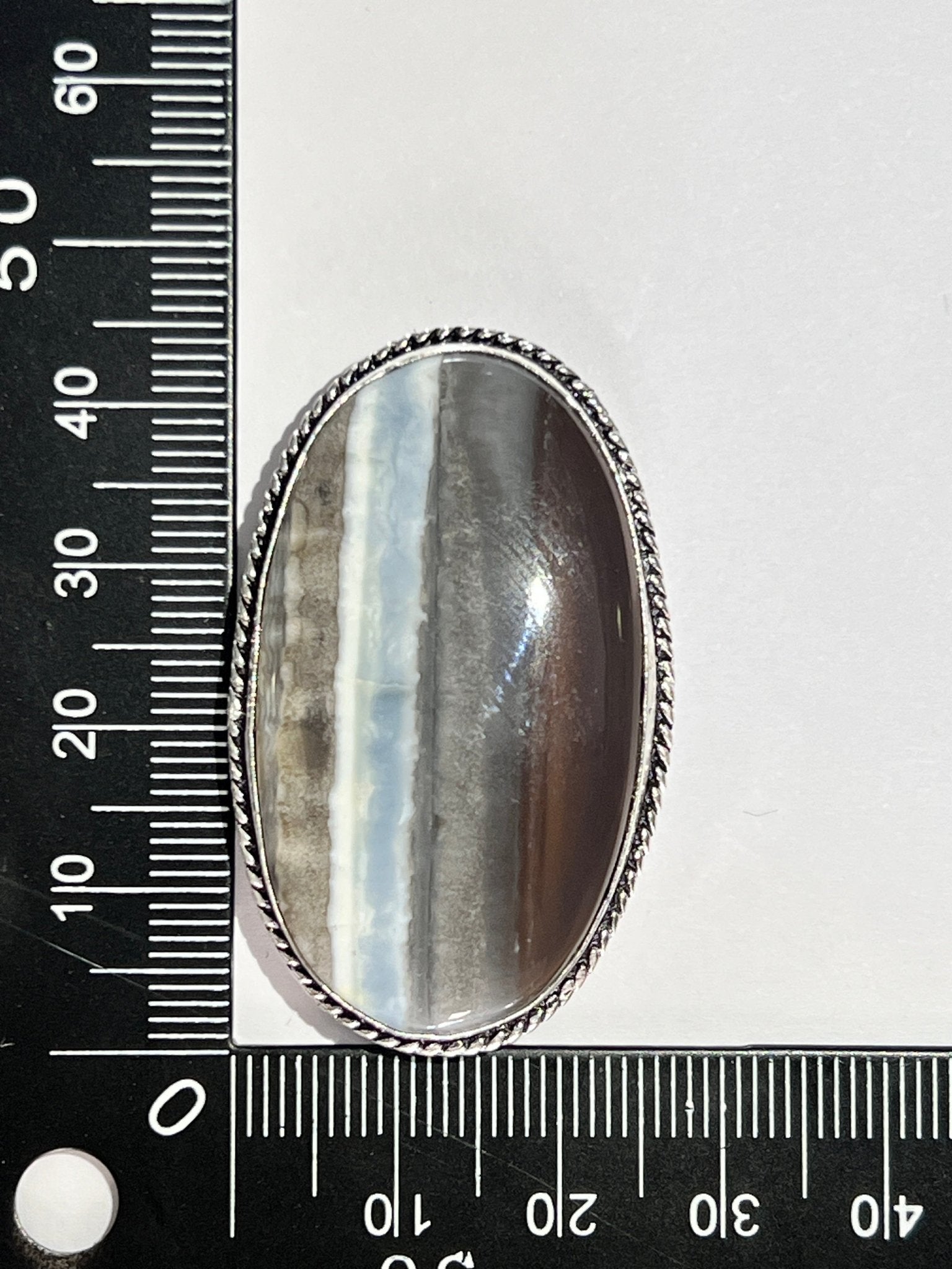 Opale Bleue sertie argenté n°A5 (4,4cm x 2,7cm) - Solyluna Macramé