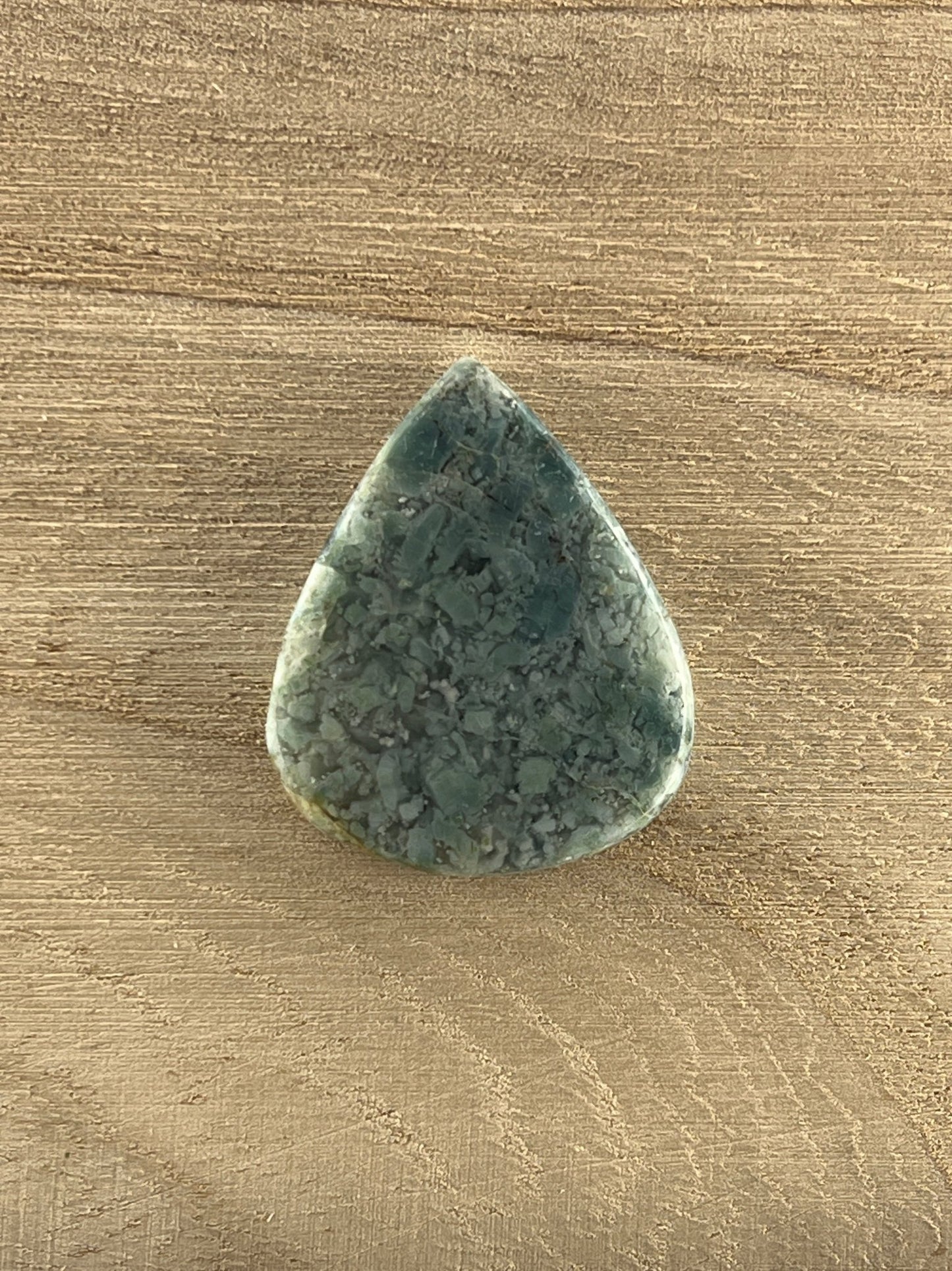 Opale Calcédoine n°4 (3,3cm x 2,7cm) - Solyluna Macramé