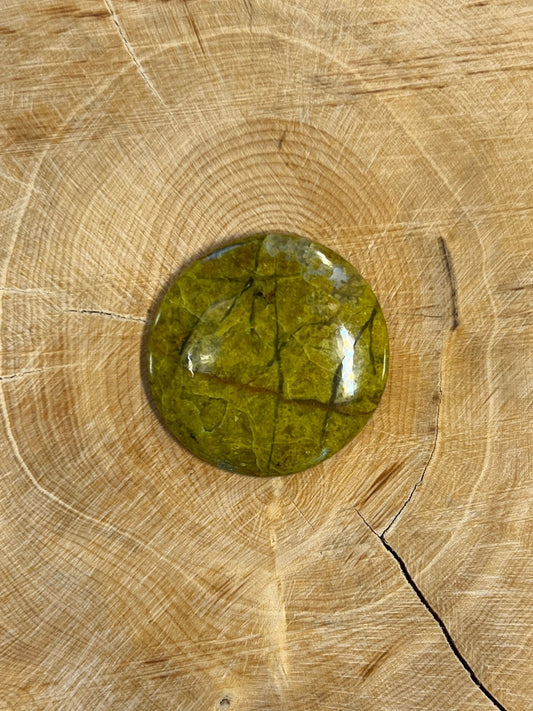 Opale Verte n°2 (2,6cm de diamètre) - Solyluna Macramé