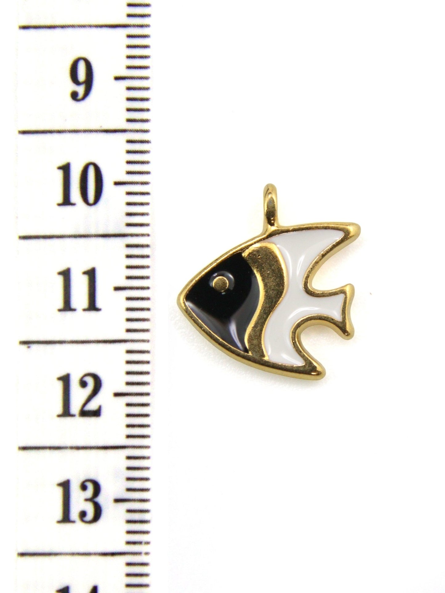 Pendentif poisson en zamak émaillé - Solyluna Macramé