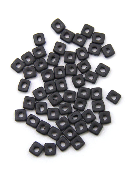 Perles plates en céramique - Noir - Solyluna Macramé