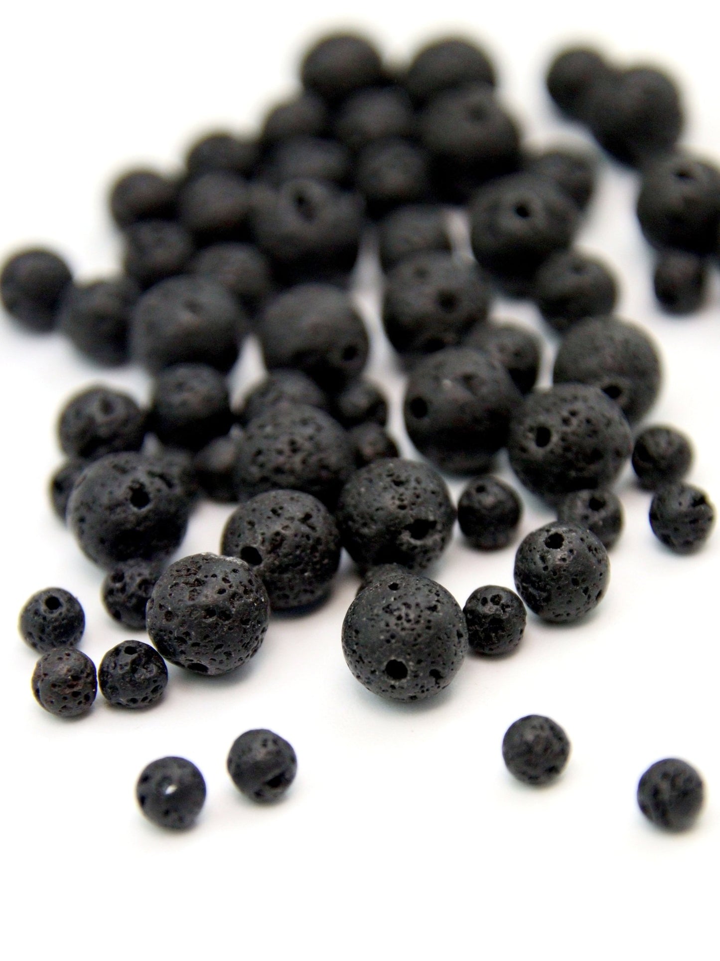 Perles rondes noires en pierre de lave – 4, 6 ou 8 mm - Solyluna Macramé